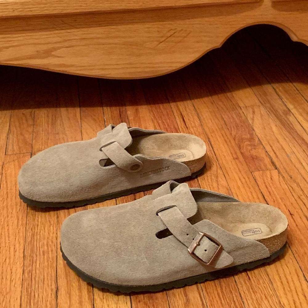 Taupe Suede Birkenstock Boston Clog 38N